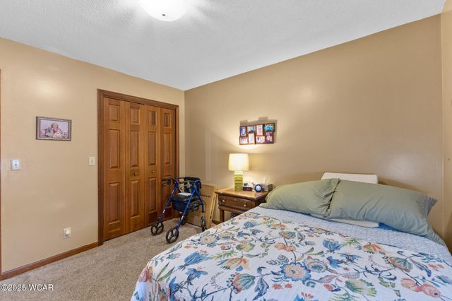 2718 Carolyn Drive, Lima, OH 45807