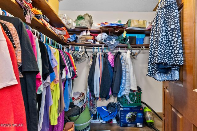 2718 Carolyn Drive, Lima, OH 45807