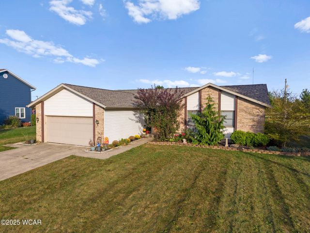 2718 Carolyn Drive, Lima, OH 45807