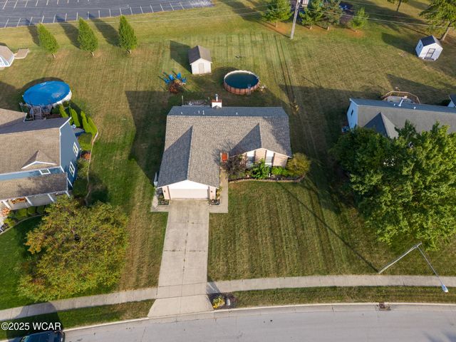 2718 Carolyn Drive, Lima, OH 45807