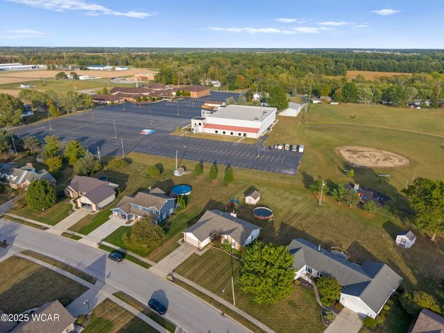 2718 Carolyn Drive, Lima, OH 45807