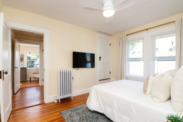 33 Pierce Ave 33, Boston, MA 02122