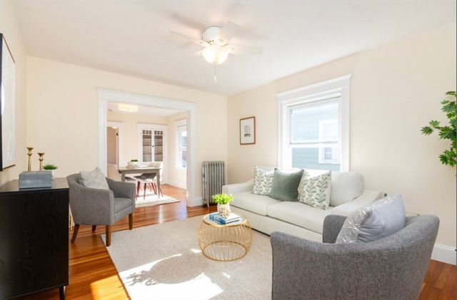 33 Pierce Ave 33, Boston, MA 02122