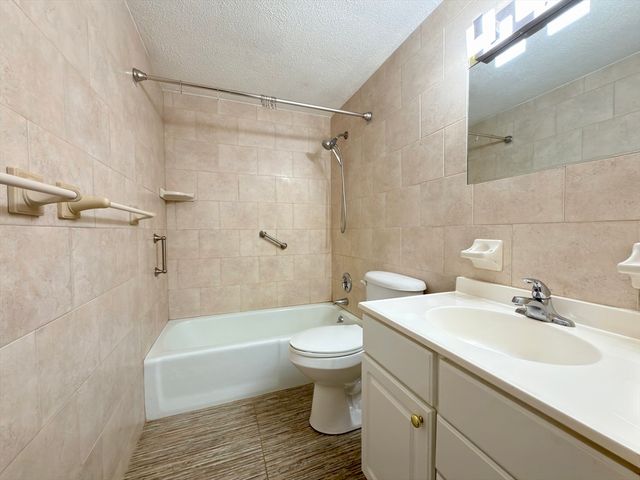 89 Pleasant Street C1, Medfield, MA 02052