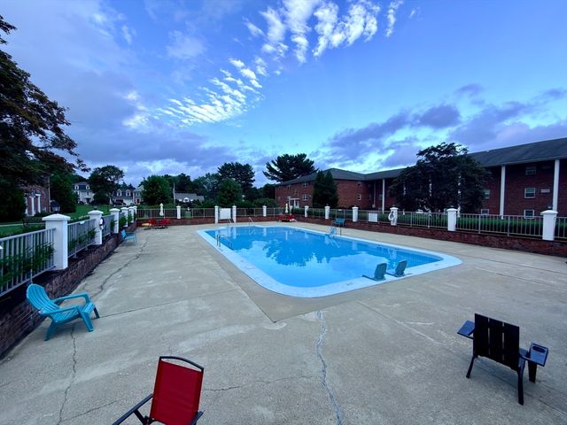 89 Pleasant Street C1, Medfield, MA 02052