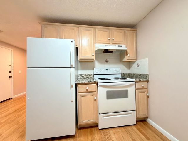 89 Pleasant Street C1, Medfield, MA 02052