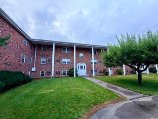 89 Pleasant Street C1, Medfield, MA 02052