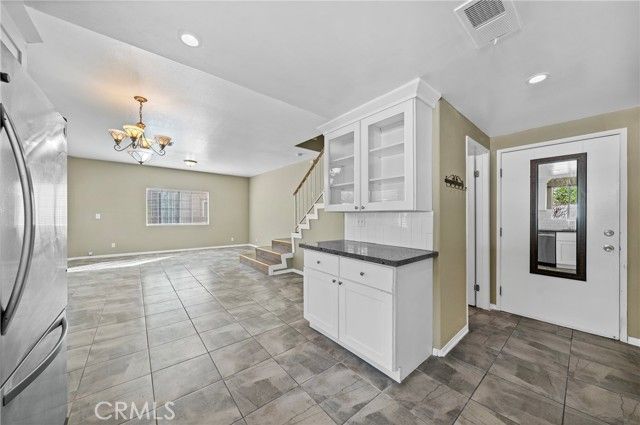 1274 N Sierra Bonita, Pasadena, CA 91104