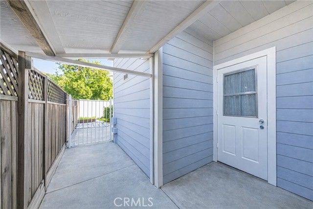 1274 N Sierra Bonita, Pasadena, CA 91104