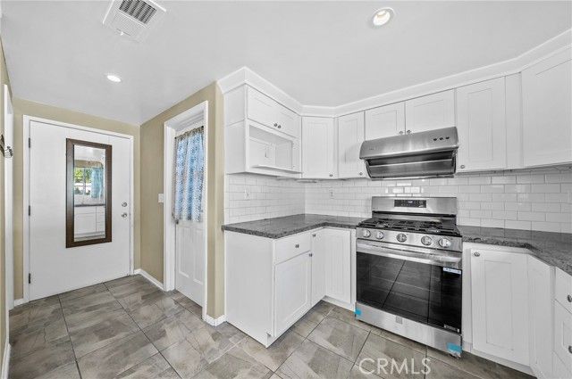 1274 N Sierra Bonita, Pasadena, CA 91104