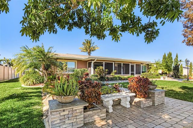 4920 VICEROY STREET, Cape Coral, FL 33904