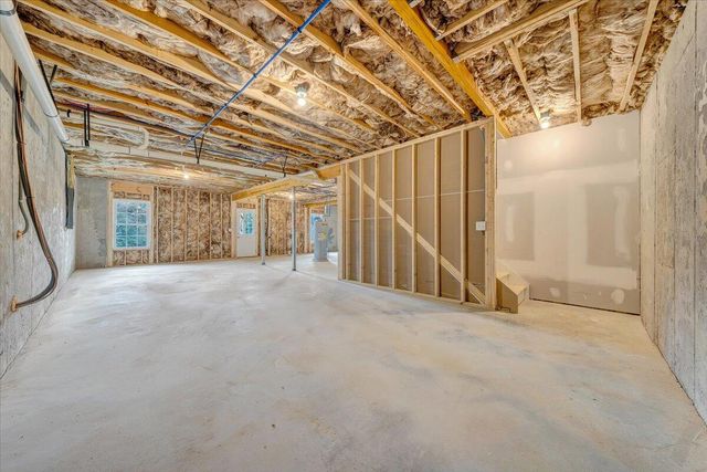 5247 Arrowhead TRL, Salem, VA 24153