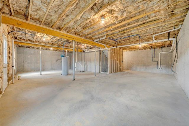 5247 Arrowhead TRL, Salem, VA 24153