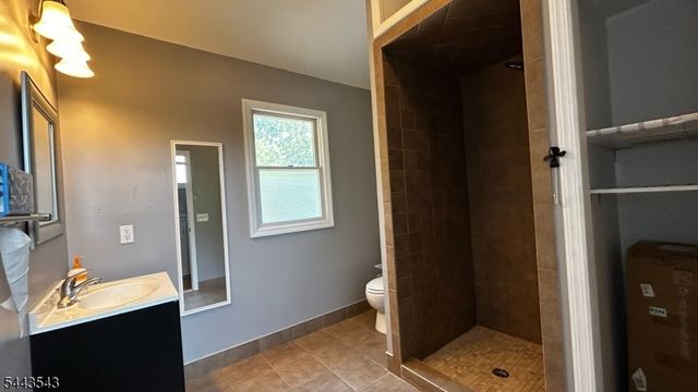62 Andover Dr, Wayne Twp., NJ 07470