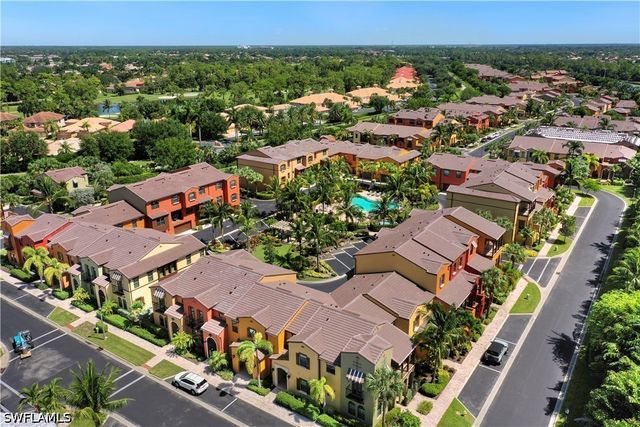 9063 Capistrano ST N 4405, Naples, FL 34113