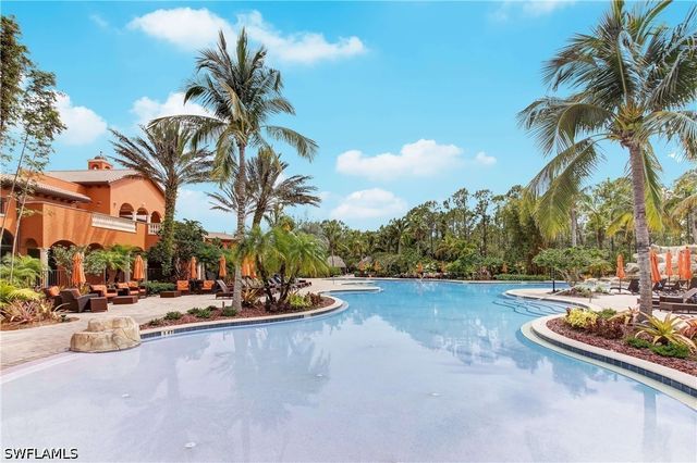 9063 Capistrano ST N 4405, Naples, FL 34113