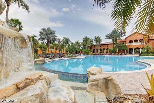 9063 Capistrano ST N 4405, Naples, FL 34113