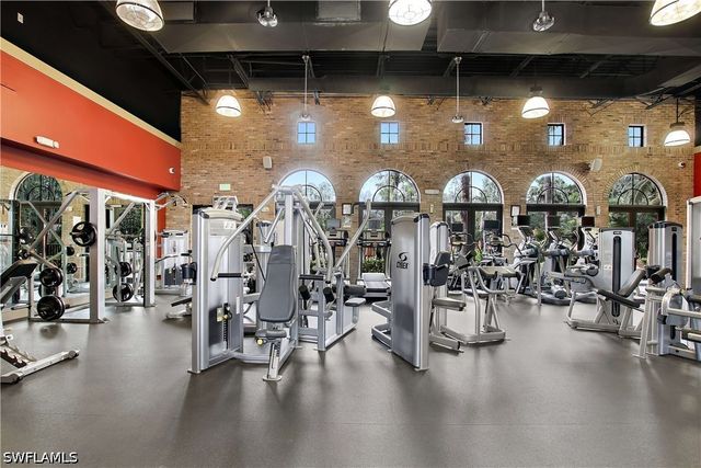 9063 Capistrano ST N 4405, Naples, FL 34113
