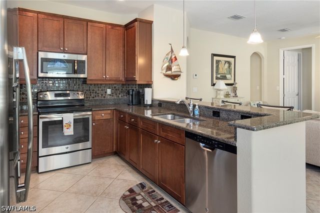 9063 Capistrano ST N 4405, Naples, FL 34113