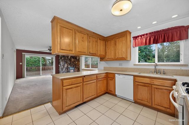 8572 Oak View Ln, Fair Oaks, CA 95628