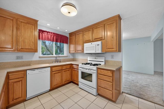 8572 Oak View Ln, Fair Oaks, CA 95628