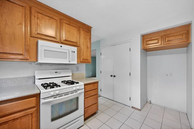 8572 Oak View Ln, Fair Oaks, CA 95628