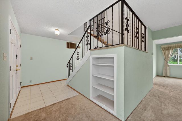 8572 Oak View Ln, Fair Oaks, CA 95628