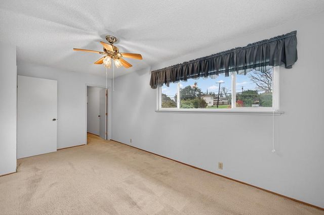 8572 Oak View Ln, Fair Oaks, CA 95628