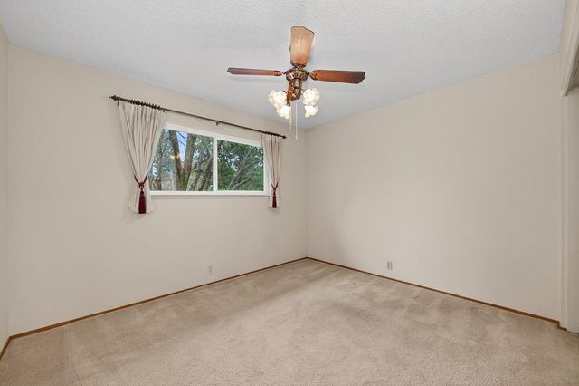 8572 Oak View Ln, Fair Oaks, CA 95628