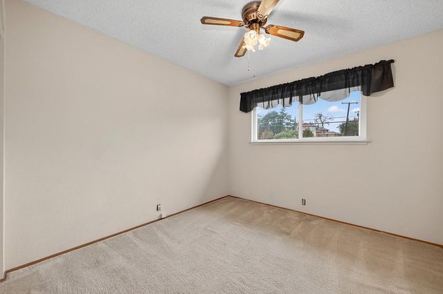 8572 Oak View Ln, Fair Oaks, CA 95628