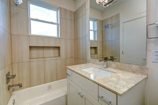 6007 San Felipe B, Houston, TX 77057