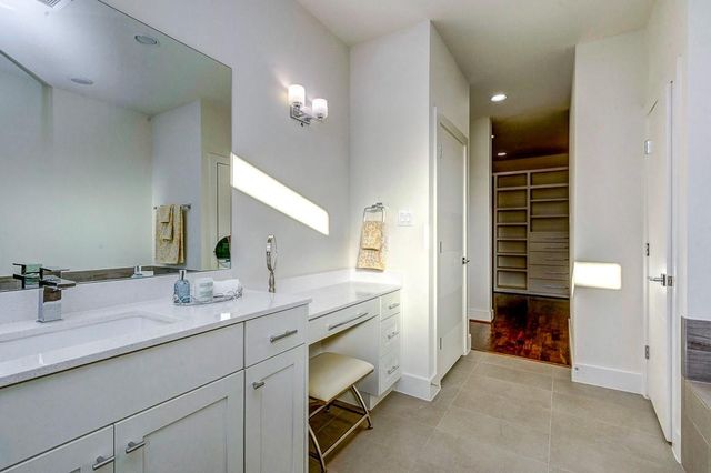 6007 San Felipe B, Houston, TX 77057
