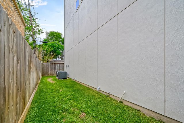 6007 San Felipe B, Houston, TX 77057