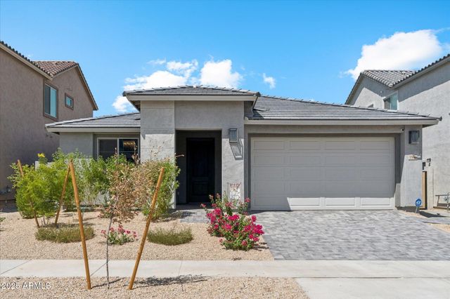 1946 W HORSETAIL Trail, Phoenix, AZ 85085