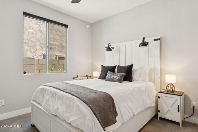 1946 W HORSETAIL Trail, Phoenix, AZ 85085