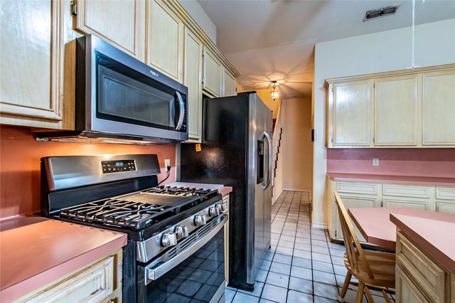 4502 Marie St, Corpus Christi, TX 78411