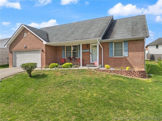 2231 Honeysuckle Way, Sellersburg, IN 47172