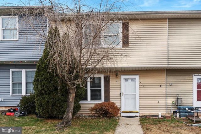 421 BLAKER DR, East Greenville, PA 18041