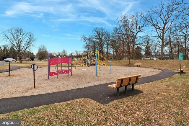 421 BLAKER DR, East Greenville, PA 18041