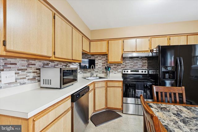 421 BLAKER DR, East Greenville, PA 18041