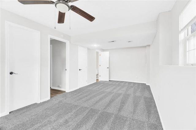 100 N Darrowby Drive, Raymore, MO 64083