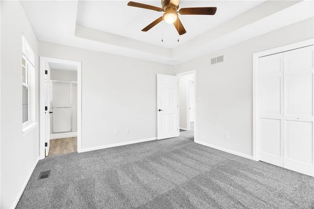 100 N Darrowby Drive, Raymore, MO 64083