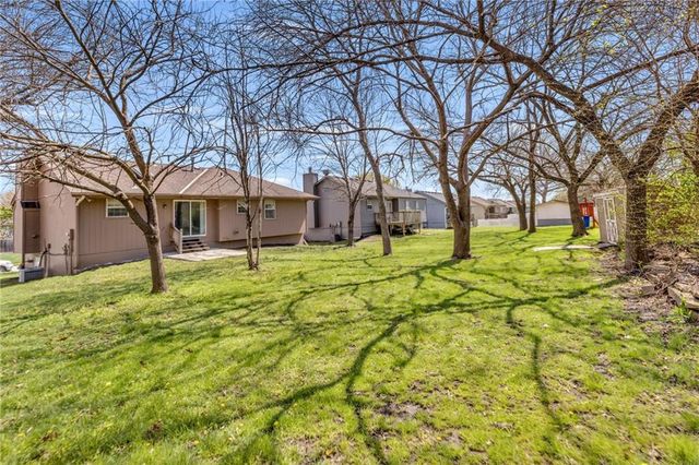 100 N Darrowby Drive, Raymore, MO 64083