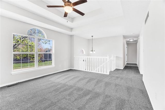 100 N Darrowby Drive, Raymore, MO 64083