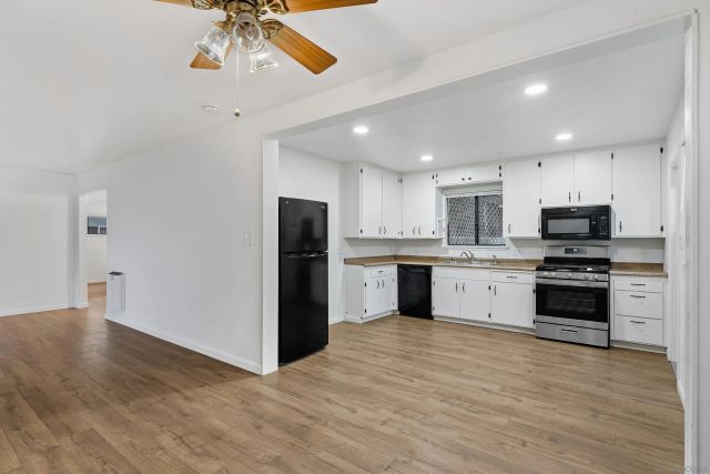 5914 Dugan Ave, La Mesa, CA 91942