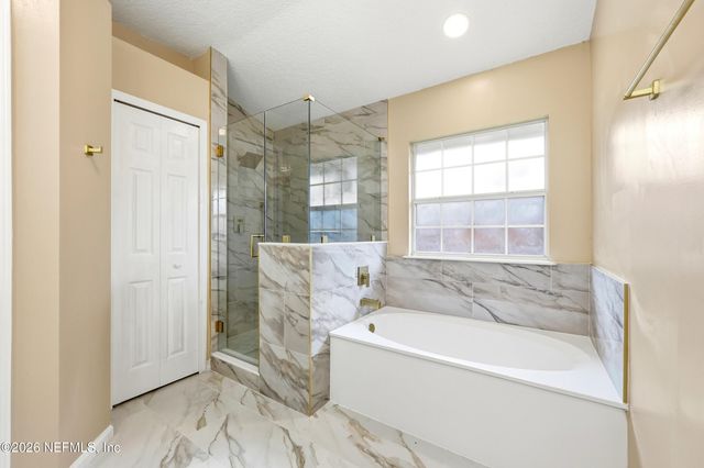 541 GRAND PARKE Drive, St. Johns, FL 32259