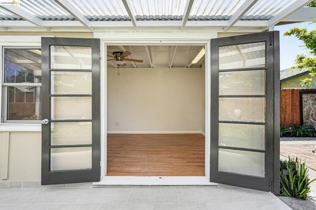 2092 Casa Grande St, Benicia, CA 94510