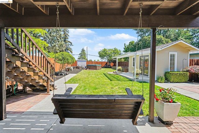2092 Casa Grande St, Benicia, CA 94510