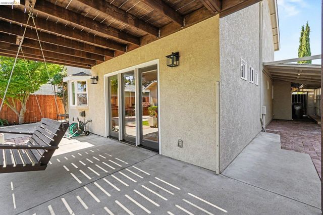 2092 Casa Grande St, Benicia, CA 94510