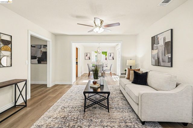 2092 Casa Grande St, Benicia, CA 94510